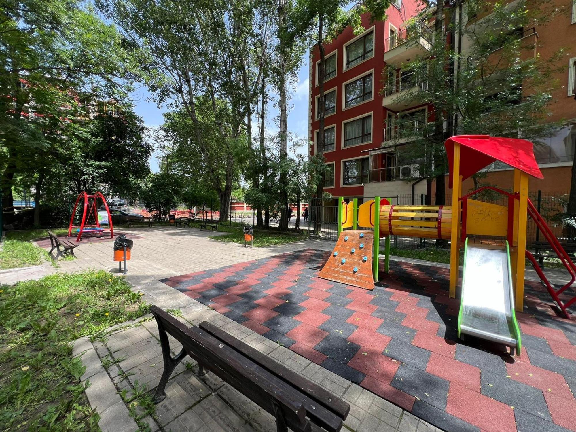 Madrid 2Bdr W Free Parking Near Metro, Serdika Mall Sofia Exterior photo